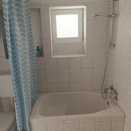 Leonidas Pag Apartamento Pag Town