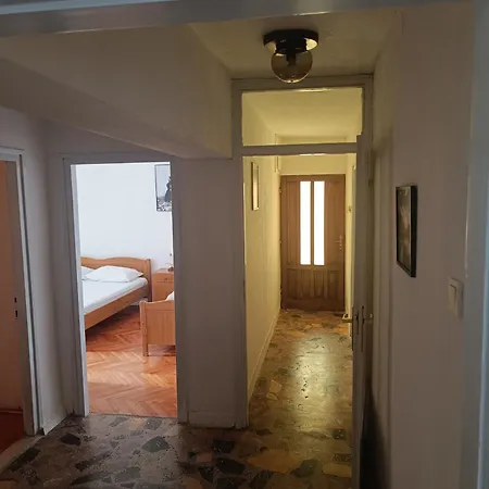 Apartamento Leonidas Pag